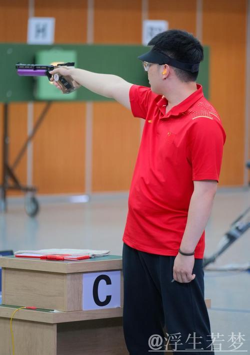 胡凯勇夺男子10米气手枪金牌 胡凯勇夺男子10米气手枪金牌